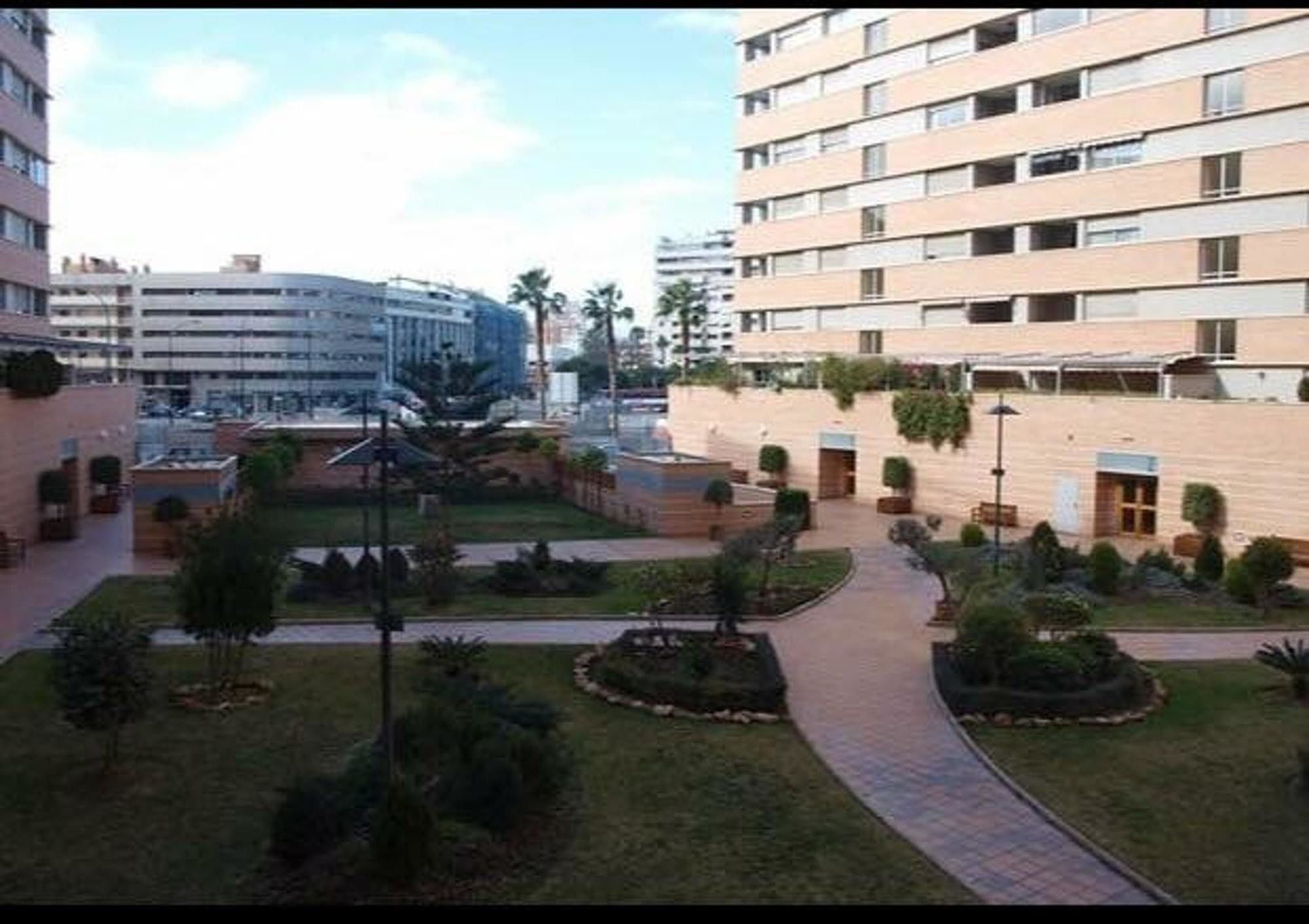 With 3 Bedrooms In Malaga, With Wonderful View, Furnish Apartament